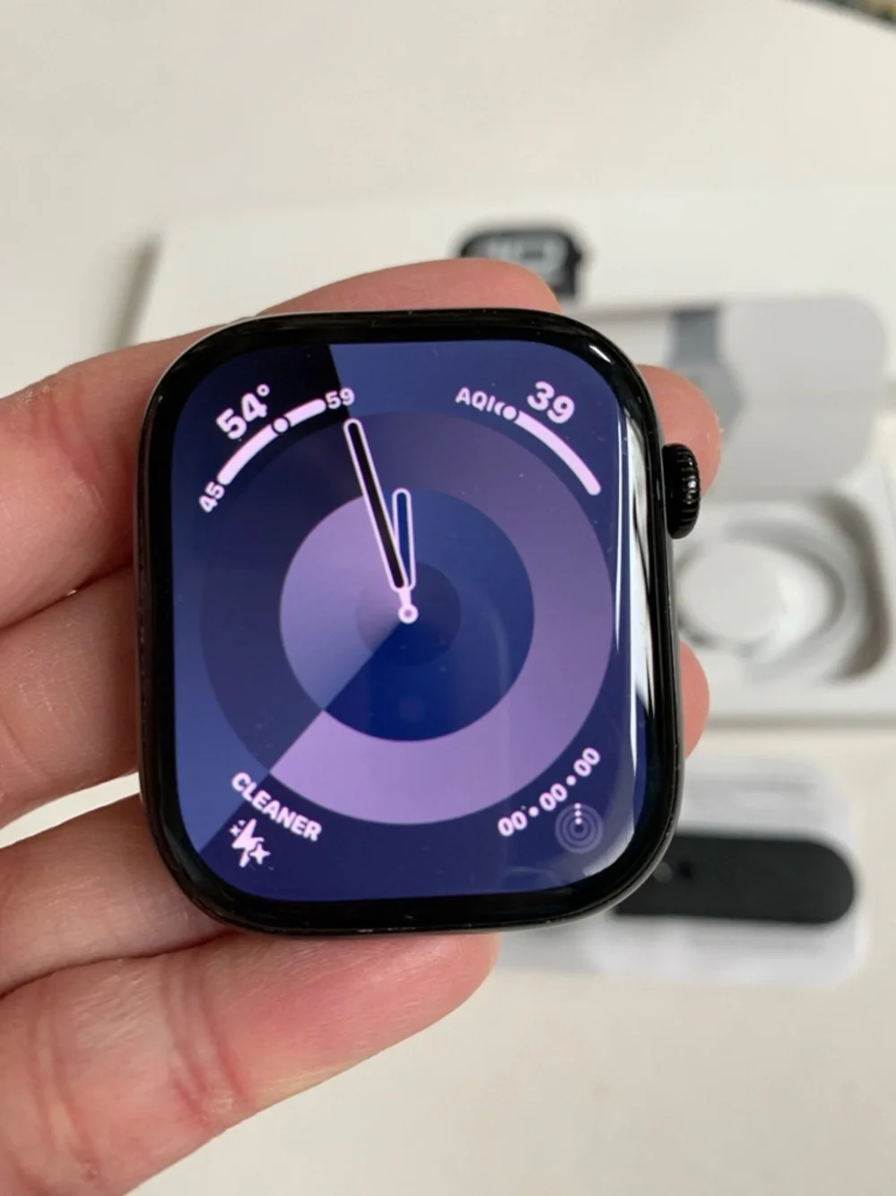 Like New Series 10 46mm Watch GPS New Charger & Band 99% Battery Health